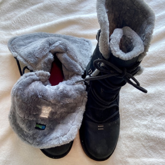 EUC Chaco Belyn Baa Boots, Wmns 9.5, Black/Charcoal Grey - Picture 4 of 7